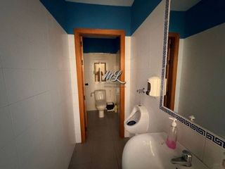 Local comercial en alquiler en Azucaica - Santa María de Benquerencia en Toledo