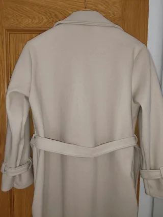 Abrigo beige largo NUEVO
