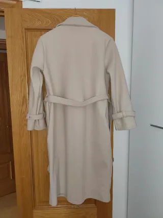 Abrigo beige largo NUEVO