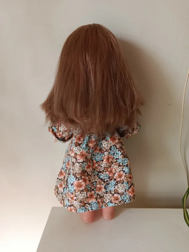 Muñeca Margot de Famosa