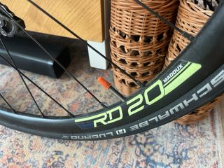 Bicicleta Carretera Cannondale Synapse Carbono