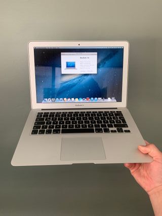 MacBook Air 4GB RAM 128GB SSD Sin cable