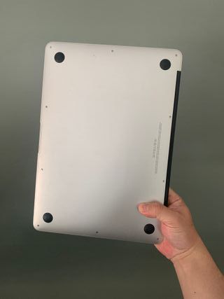 MacBook Air 4GB RAM 128GB SSD Sin cable