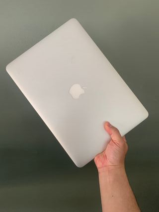 MacBook Air 4GB RAM 128GB SSD Sin cable