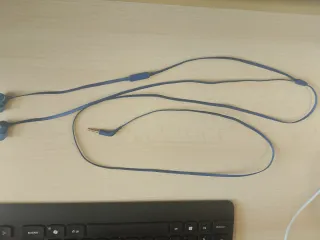 Audífonos JBL Azules - Nuevos en perfecto estado