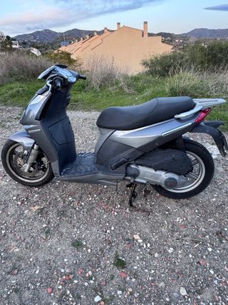 Moto Scooter aprillia sportcity 125cc