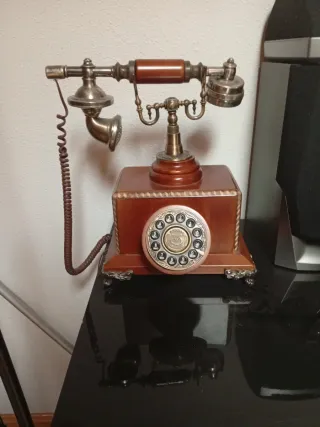 Teléfono antiguo de disco
