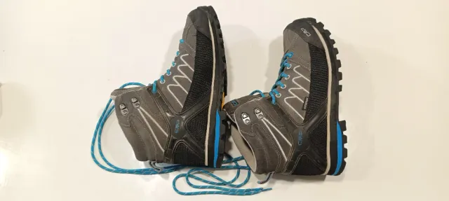 Botas Trekking CMP Moon Mid WP Talla 41