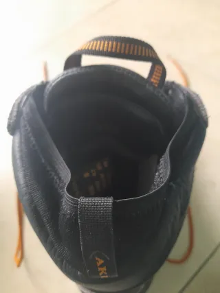 Botas de montaña AKU semirrígidas alpinismo