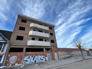 Edificio en venta en Centro de Especialidades en Ocaña