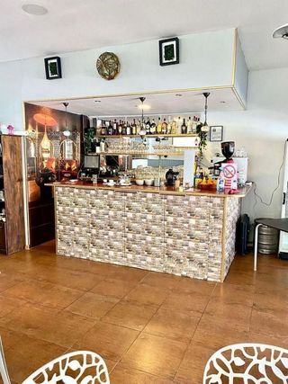 Local comercial en venta en Puerto Marina en Benalmádena