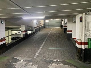 Garaje en venta en Barrio de Abando en Bilbao