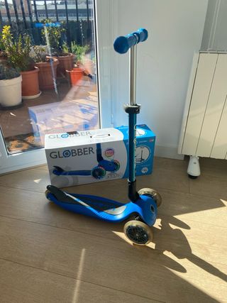 Patinete Globber azul 3 ruedas