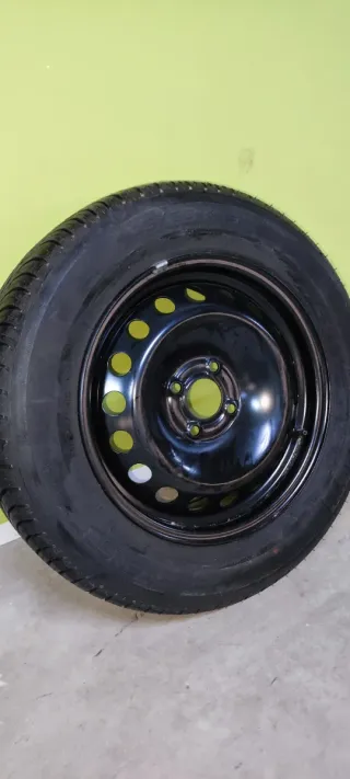 Rueda de repuesto 195/65 R15