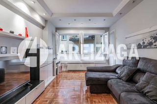 Piso en venta en Amara - Berri en San Sebastián-Donostia