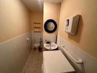 Local comercial en venta en Parque de la Paloma en Benalmádena