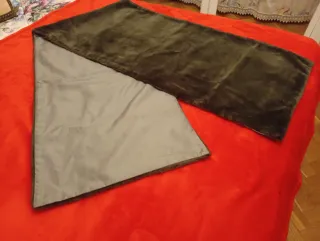 Estola piel sintética gris oscura