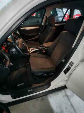 BMW X1 2012