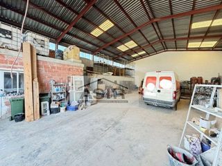 Local comercial en venta en Zona Polígono en Alzira