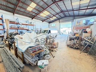 Local comercial en venta en Zona Polígono en Alzira