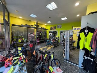 Local comercial en venta en El Parque - Zapatón en Torrelavega