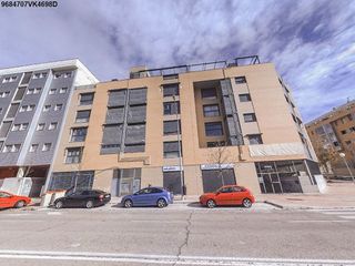 Garaje en venta en Ensanche de Vallecas - Valdecarros en Madrid