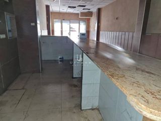Local comercial en venta en Carcaixent