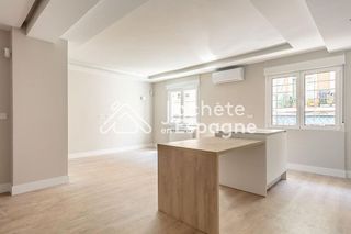 Piso en venta en Bellas Vistas en Madrid