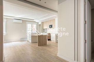 Piso en venta en Bellas Vistas en Madrid