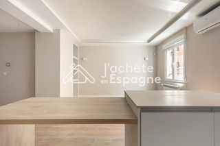 Piso en venta en Bellas Vistas en Madrid