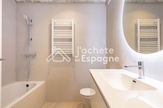 Piso en venta en Bellas Vistas en Madrid