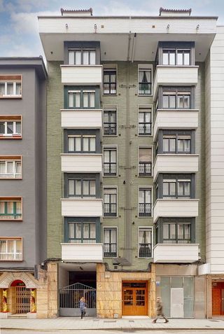 Piso en venta en La Arena en Gijón