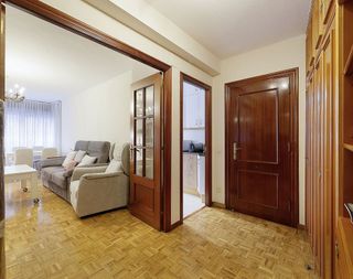 Piso en venta en La Arena en Gijón