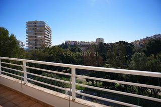 Piso en venta en Torrequebrada en Benalmádena
