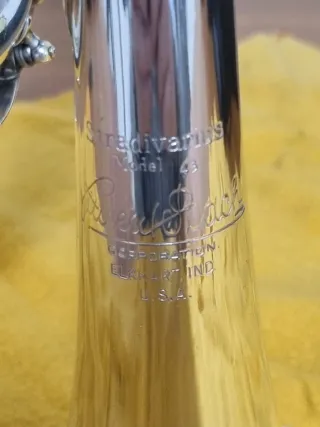 Trompeta Bach Stradivarius 43 Corporation