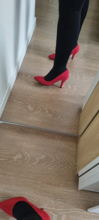Zapatos de salón rojos