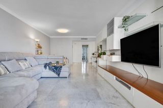 Piso en venta en Playamar en Torremolinos