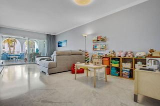 Piso en venta en Playamar en Torremolinos