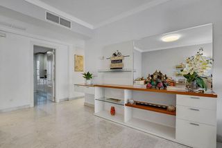 Piso en venta en Playamar en Torremolinos