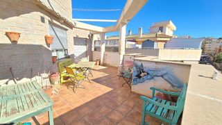 Ático en venta en Paus - Poligono San Blas en Alicante