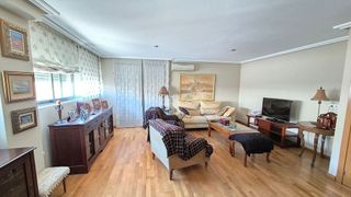 Ático en venta en Paus - Poligono San Blas en Alicante