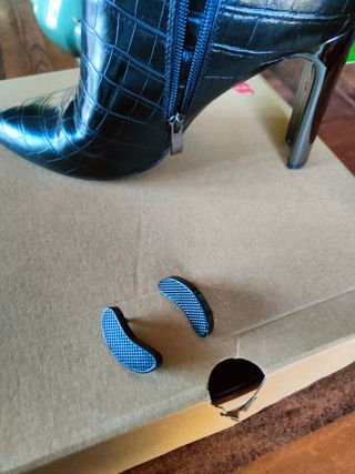 Stivaletti Bata neri stampa coccodrillo