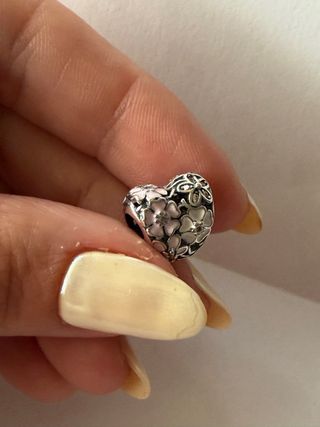 Charm Corazón Flores Rosa y Plata