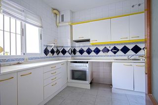 Piso en venta en Colores - Entreparques en Sevilla