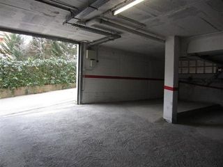 Garaje en alquiler en Eixample Sud – Migdia en Girona