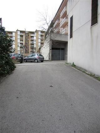 Garaje en alquiler en Eixample Sud – Migdia en Girona