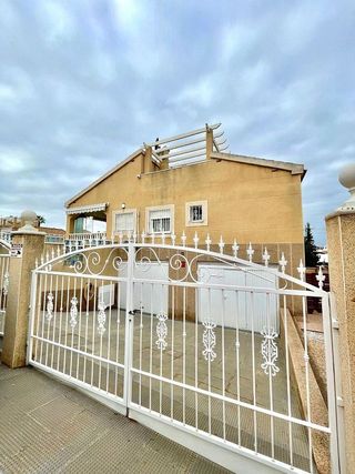 Chalet en alquiler en Altos - La Florida en Orihuela