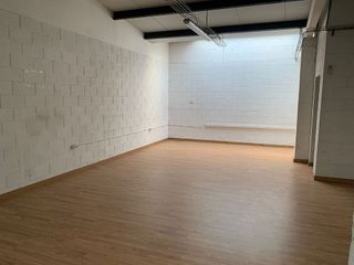 Local comercial en alquiler en Roca del Vallès, la