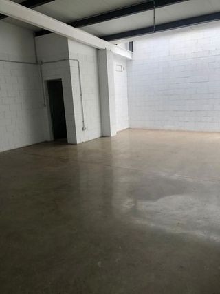 Local comercial en alquiler en Roca del Vallès, la