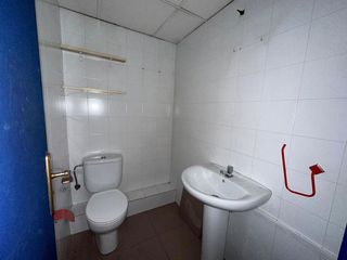 Local comercial en alquiler en Instituts - Universitat en Lleida